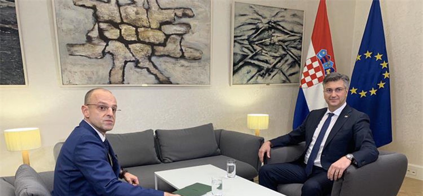 Prvi put u Hrvatskoj konzistentno povećanje plaća i mirovina, sa zdravim rastom, bez zaduženja, s poreznim rasterećenjem